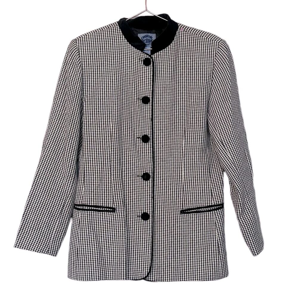Cambridge Dry Goods houndstooth velvet button and neck jacket size 8